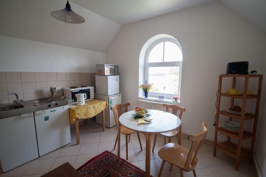 Hotel Gutshof Busch Sarstedt Værelse billede