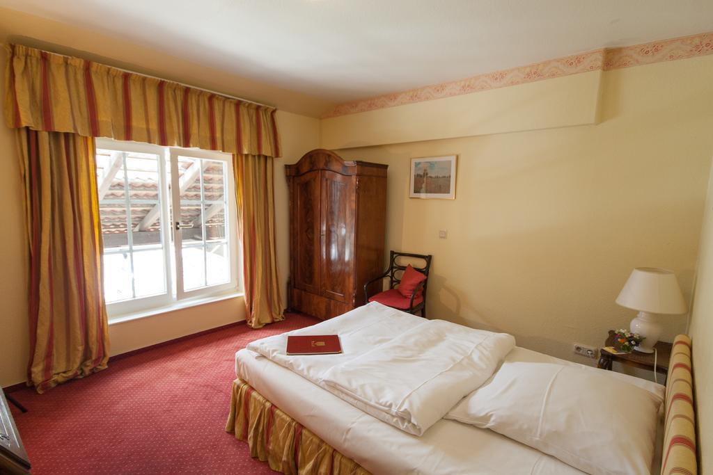 Hotel Gutshof Busch Sarstedt Værelse billede