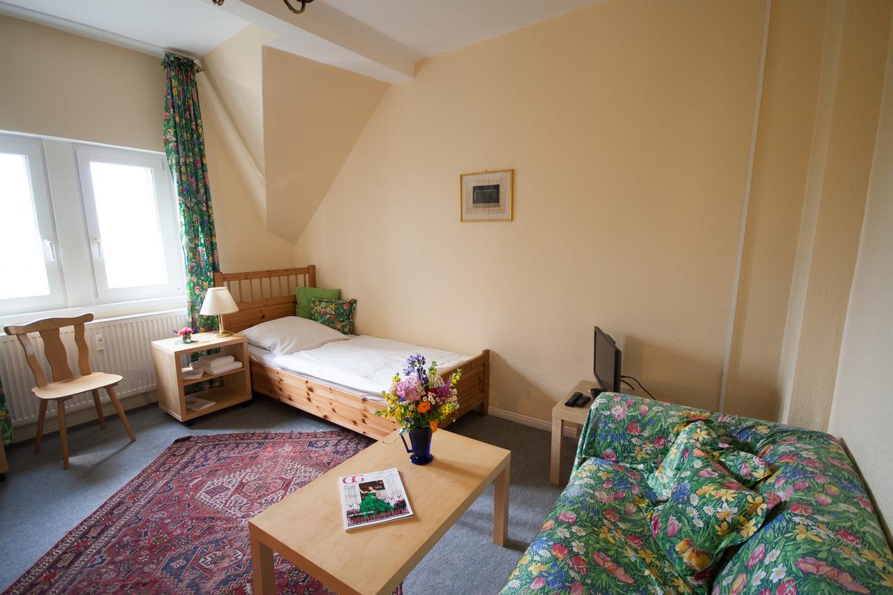 Hotel Gutshof Busch Sarstedt Eksteriør billede